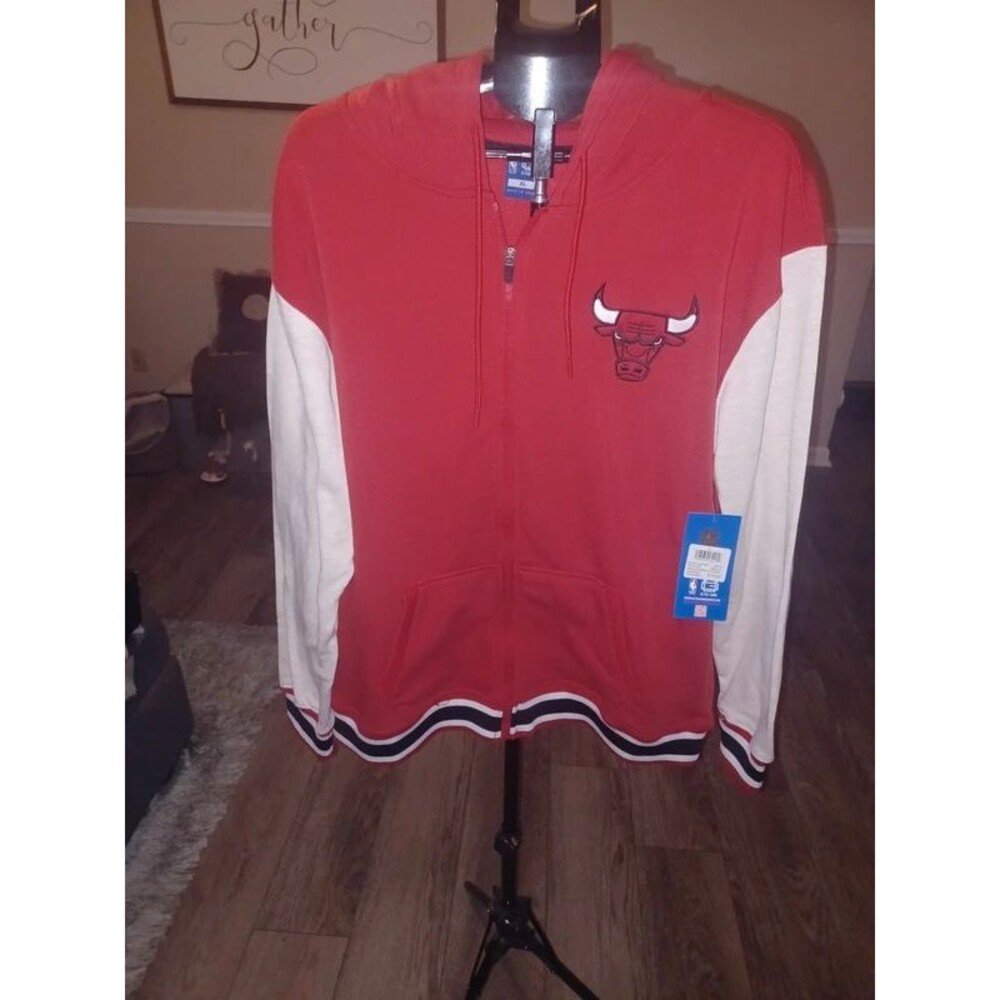 NWT Chicago Bulls Ultra Game Full Zip Hoodie - Men’s XL